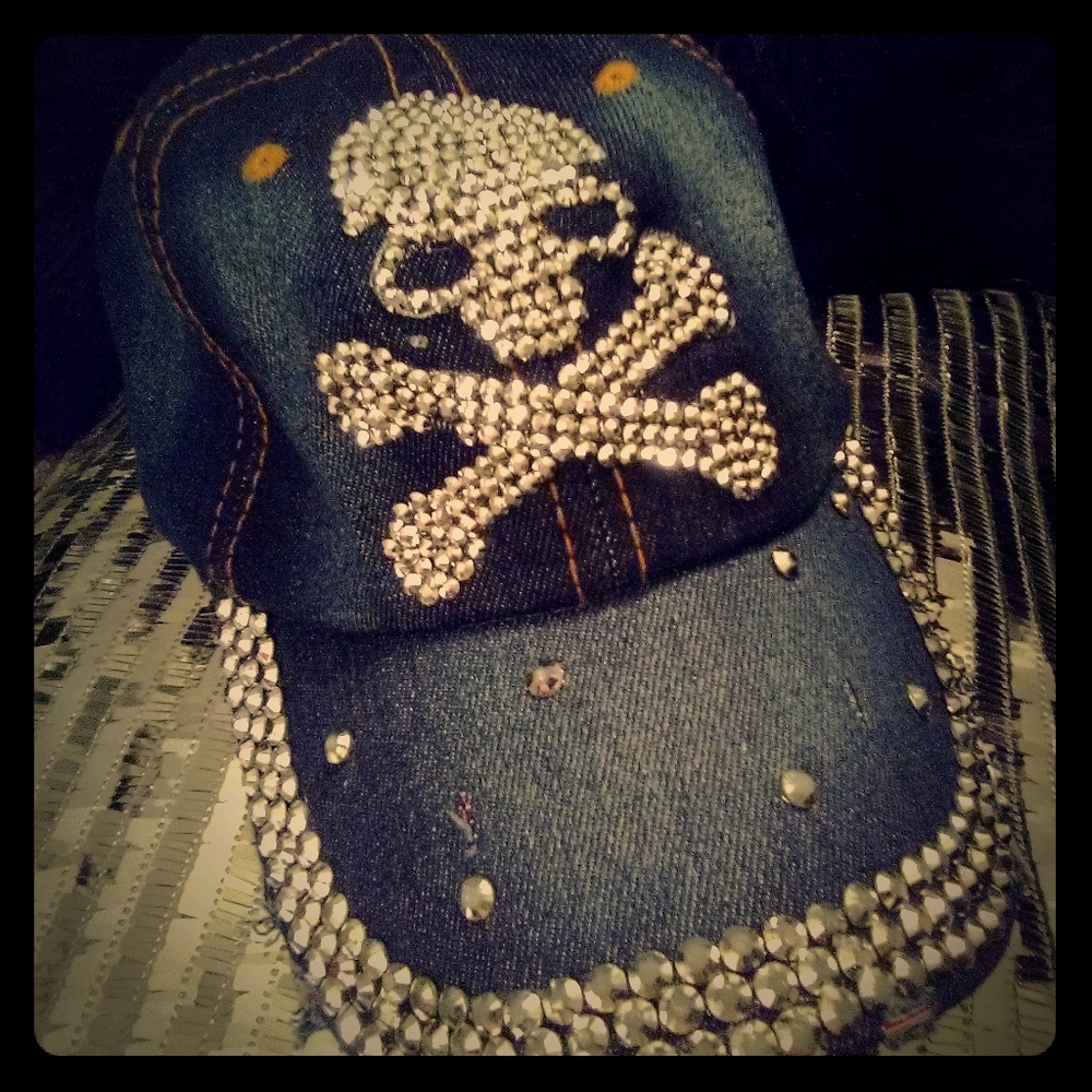 🌟on hold🌟Skull Blinged Out Ball Cap